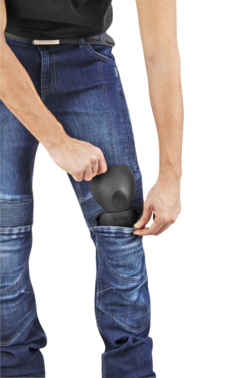 OJ Breath, il jeans tecnico che porta aria in sella