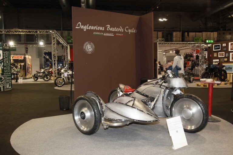 EICMA-Area-Custom-02.jpg
