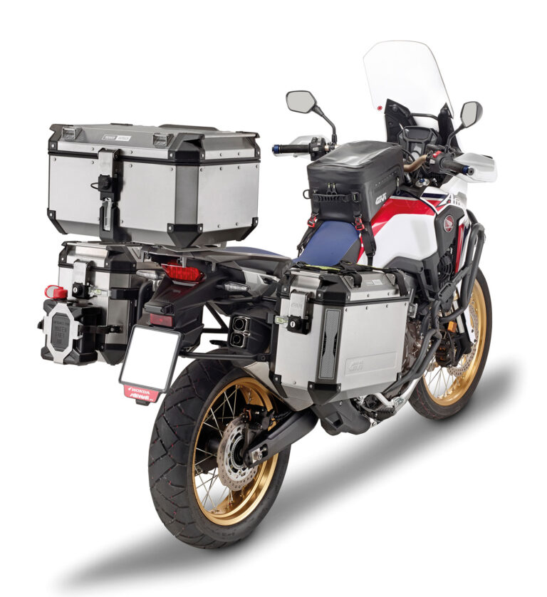 Honda Africa Twin 2016, il kit GIVI per viaggiare ovunque