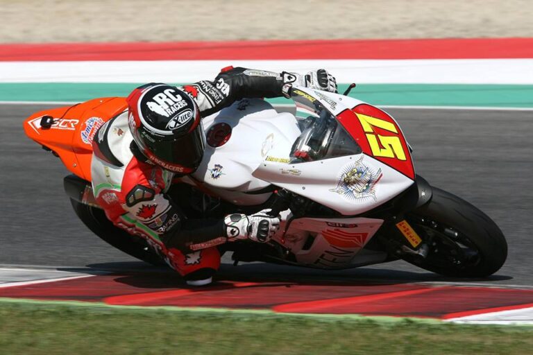 Doppietta di Dionisi al Mugello, Ellan Vannin rilancia nella Supersport