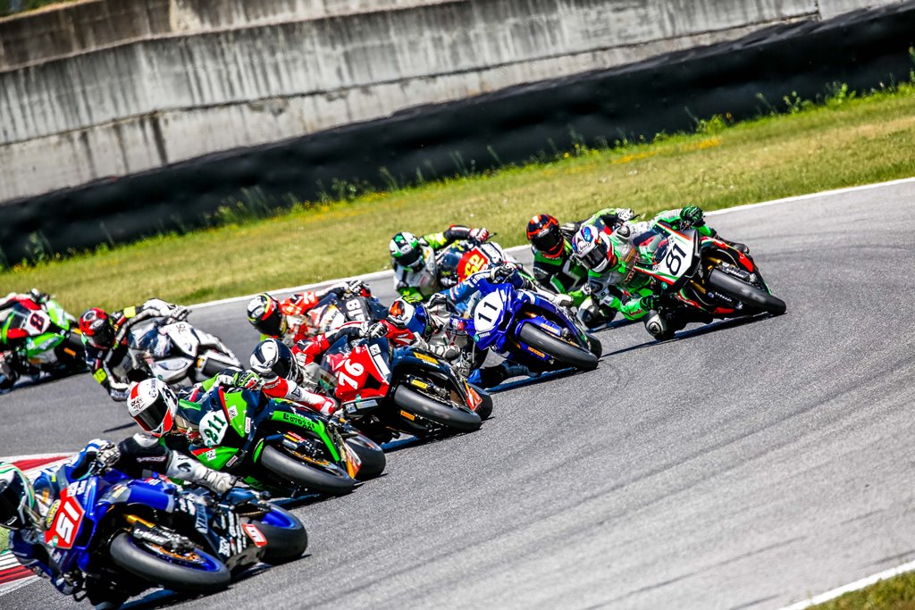 Misano accende la RR Cup 2016 con 28 piloti al via
