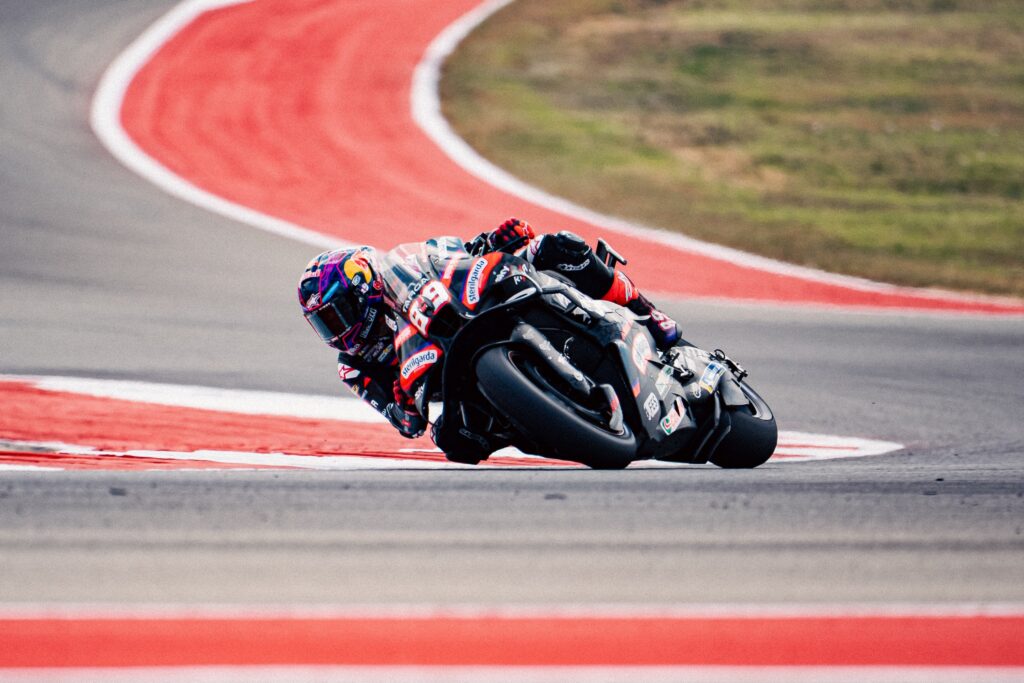 Aprilia doppietta storica ad Austin in MotoGP