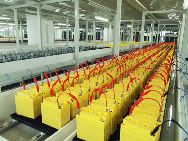 Motobatt, le batterie gialle americane arrivano in Italia