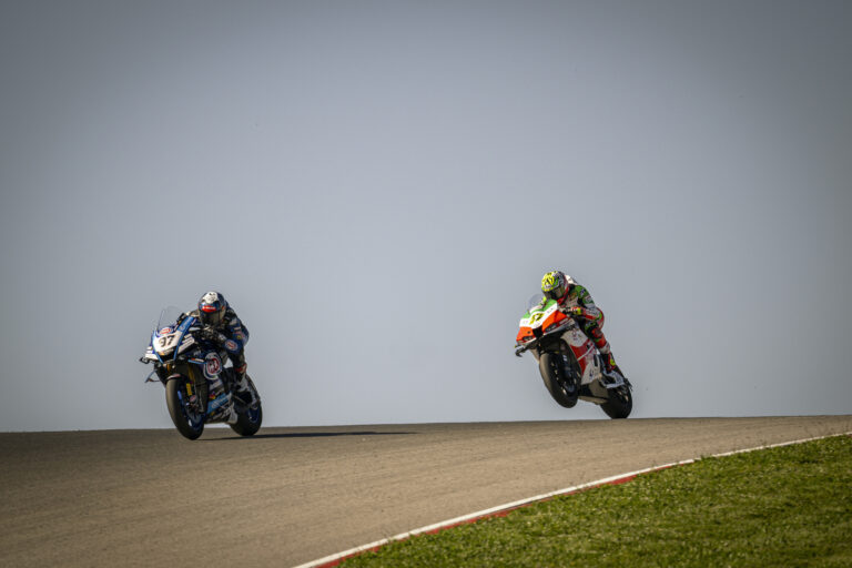 WorldSBK Portimao: Lowes 4°, Bassani 8°