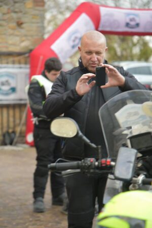 5.000 Pieghe Winter, trionfo di Luccioli e di Volterra