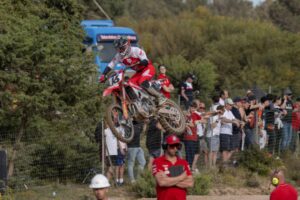 Jeffrey Herlings sulla Honda HRC PETRONAS durante le qualifiche del MXGP di Sardegna a Riola Sardo