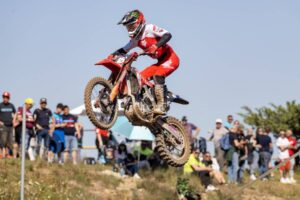 Jeffrey Herlings con la Honda HRC PETRONAS durante le qualifiche MXGP a Riola Sardo