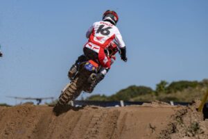 Jeffrey Herlings in pole al MXGP Sardegna con la Honda HRC PETRONAS sulla sabbia di Riola Sardo