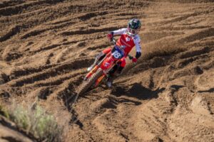 Jeffrey Herlings durante la qualifica MXGP di Sardegna con la Honda HRC PETRONAS