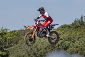 Jeffrey Herlings su Honda HRC PETRONAS sulla sabbia di Riola Sardo nelle qualifiche MXGP