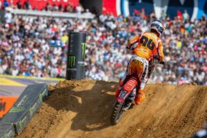 Hunter Lawrence su Honda CRF450RWE a Nashville, vincitore del main event e nuovo leader del campionato 450SX