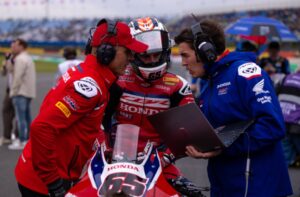Team Honda HRC ad Assen durante il weekend WorldSBK 2026 con la CBR1000RR-R