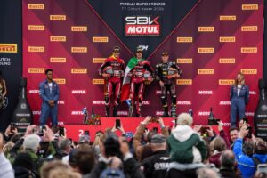 Nicolo Bulega durante il Round olandese WorldSBK ad Assen nella Race 1 bagnata