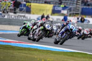 Pilota Ducati Aruba.it Racing in azione nella Race 1 bagnata del Round olandese WorldSBK