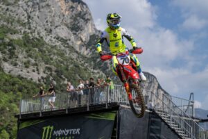 Tom Vialle in azione all'MXGP Trentino 2026 a Pietramurata