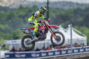 Pilota Honda HRC PETRONAS durante le qualifiche a Pietramurata, MXGP Trentino 2026