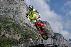 Pilota Honda HRC PETRONAS durante le qualifiche MXGP Trentino 2026 a Pietramurata