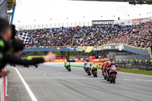 Nicolo Bulega festeggia la tripletta e il dominio Ducati al Pirelli Dutch Round di Assen