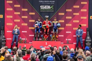 Nicolo Bulega ad Assen durante il WorldSBK, protagonista della tripletta Ducati