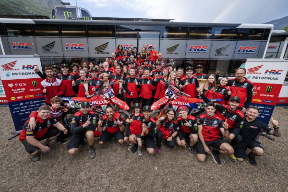 Jeffrey Herlings con la Honda HRC Petronas dopo la vittoria al MXGP Trentino 2026
