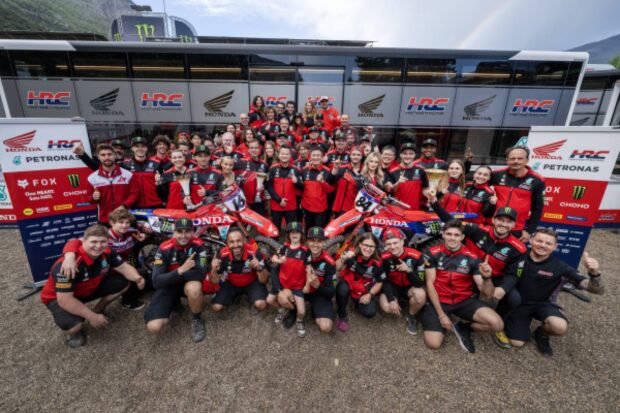 Jeffrey Herlings in sella alla Honda HRC PETRONAS sul tracciato di Pietramurata al MXGP Trentino