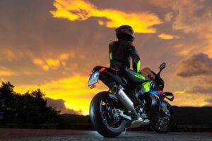 Pneumatico Metzeler SPORTEC 01 per moto supersport, pensato per uso stradale e sessioni track day