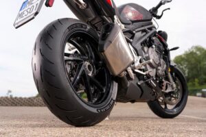 Metzeler SPORTEC 01 e 01 RS pneumatici supersport per uso stradale e track day