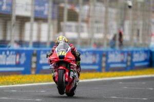 RC213V della Honda HRC Castrol al Circuito de Jerez durante le prove del venerdì del Gran Premio di Spagna