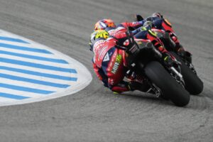 Honda HRC Castrol in azione nella Sprint MotoGP Jerez 2026 su pista bagnata