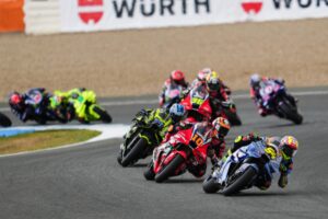 Honda HRC Castrol a Jerez durante la Sprint MotoGP 2026, giornata segnata da flag-to-flag e pioggia