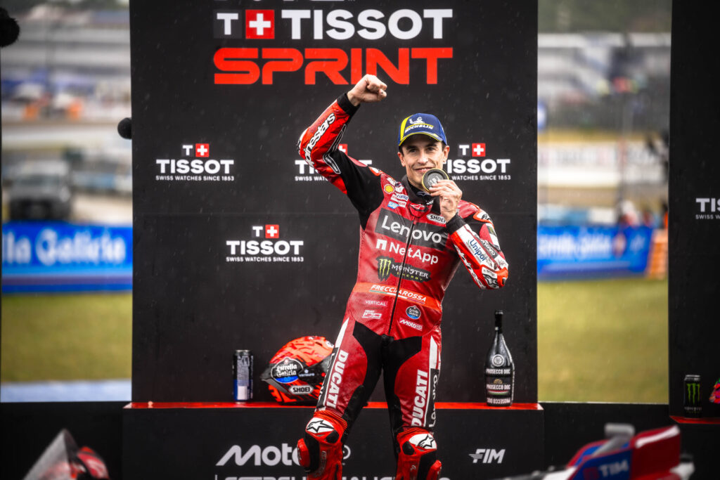 Ducati Lenovo Team in azione alla Sprint bagnata di Jerez