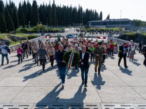 Premiazione sulla spiaggia di Grado per il FMI Camping Trophy 2026 con i partecipanti