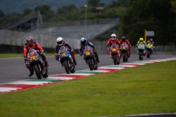 Informazioni iscrizioni Trofeo Aprilia RS 660 2026 per piloti e team