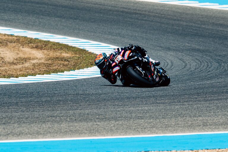 Aprilia Racing domina a Jerez: quattro RS-GP nelle prime sei