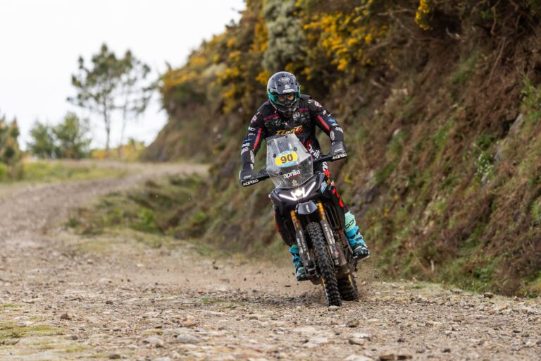 Aprilia Tuareg Racing, doppietta storica al TT Rally Cup di Santiago