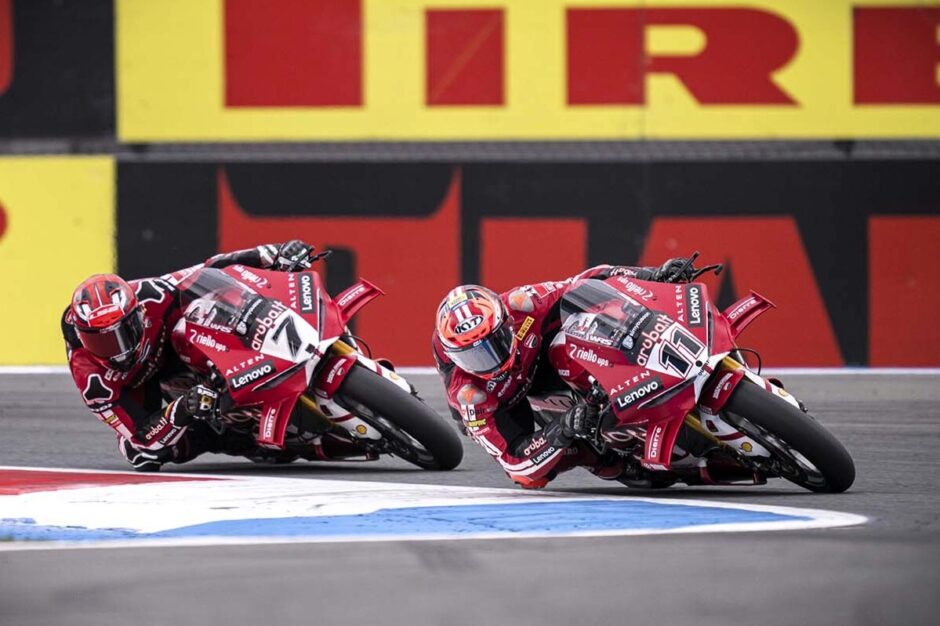 Nicolò Bulega su Ducati Panigale V4 R al Balaton Park per il round WorldSBK