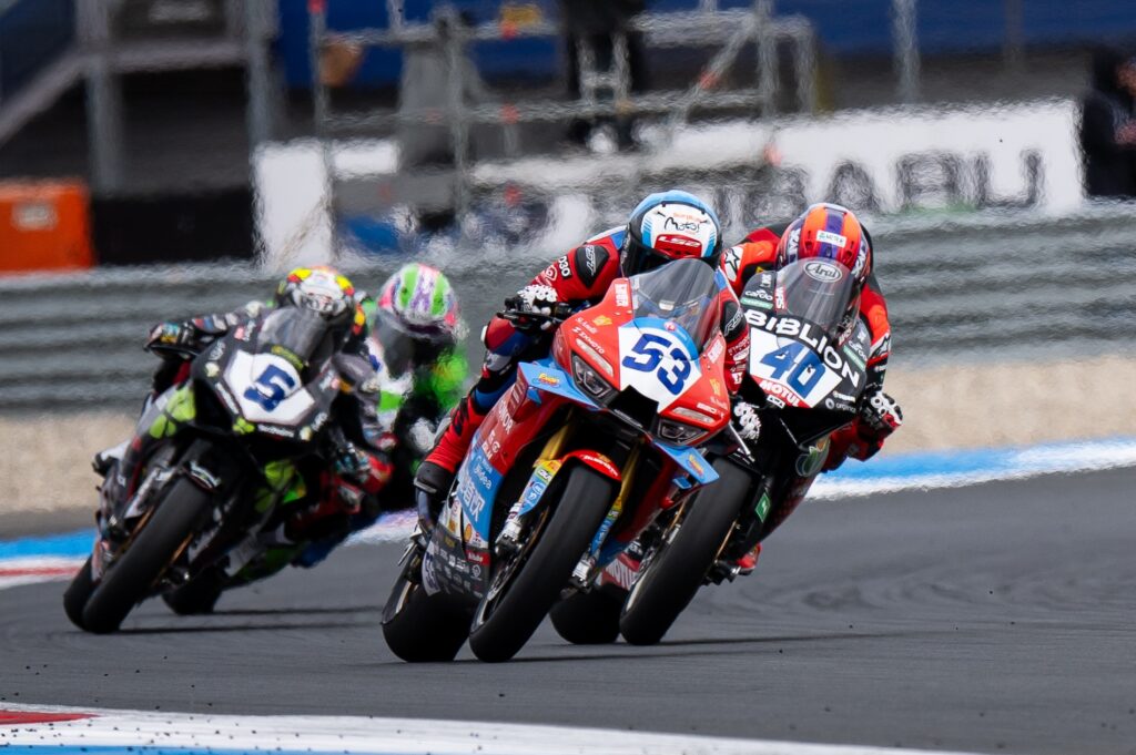 EASTROC ZXMOTO Evan Bros Factory in pista ad Assen per il round del Mondiale Supersport