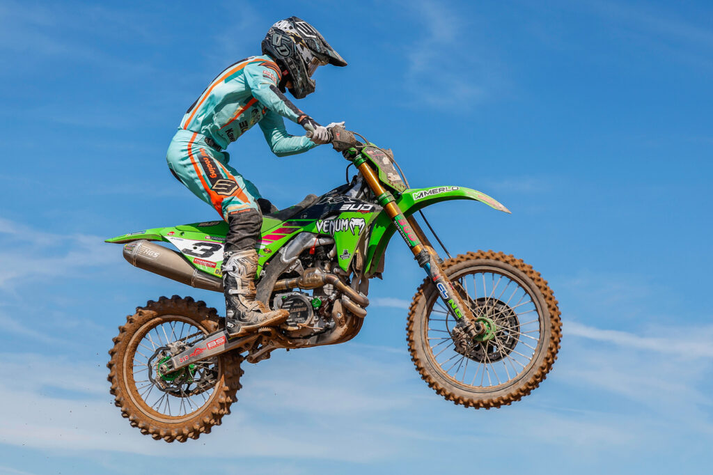 Jake Cannon (Kawasaki) in gara EMX250 a Riola Sardo, sesto al traguardo