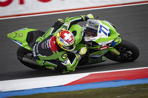 Dominique Aegerter sulla Kawasaki Ninja ZX-6R 636 al TT Circuit Assen