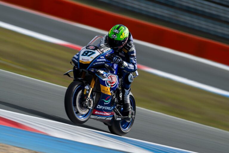Yamaha R1 del GYTR GRT Yamaha WorldSBK Team al TT Circuit di Assen