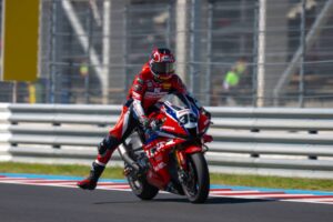 Team Honda HRC con la CBR1000RR-R al Balaton Park durante il round WorldSBK
