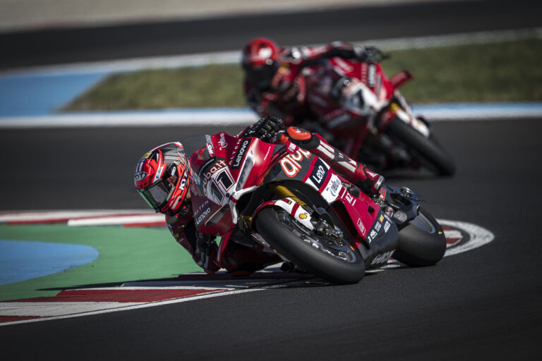 WorldSBK 2026, Bulega e Lecuona show: altra doppietta Ducati a Balaton