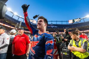 Hunter Lawrence su Honda CRF450RWE, vincitore del Denver Supercross 2026
