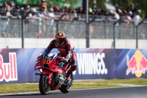 Joan Mir, pilota Honda HRC Castrol, dopo la Sprint Race di Le Mans