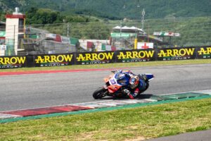 Dunlop CIV Mugello: paddock e tribune animate durante il round tricolore