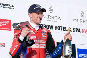 Metzeler Racetec RR protagonisti del successo alla North West 200
