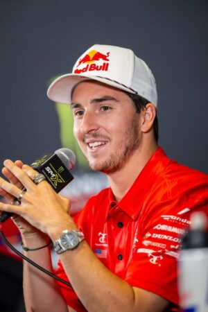 Hunter Lawrence con la Honda HRC Progressive al termine del Supercross AMA 2026 a Salt Lake City