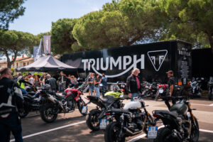 Partecipanti ai demo ride alla Biker Fest 2026 a Lignano Sabbiadoro