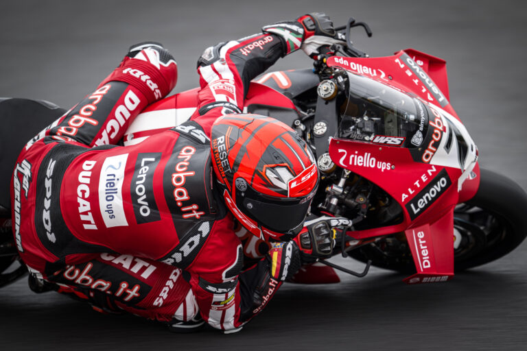 Bulega secondo e Lecuona quarto: Ducati parte forte al Czech Round