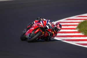 CBR1000RR-R del team Honda HRC durante il weekend del WorldSBK a Most, in fase di sviluppo e raccolta dati